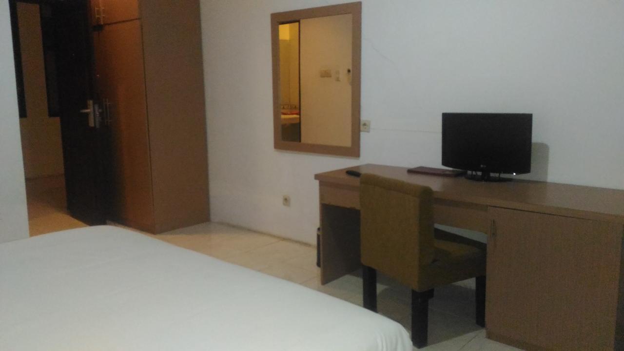 Grand Royal Taliwang Hotel Habitación foto